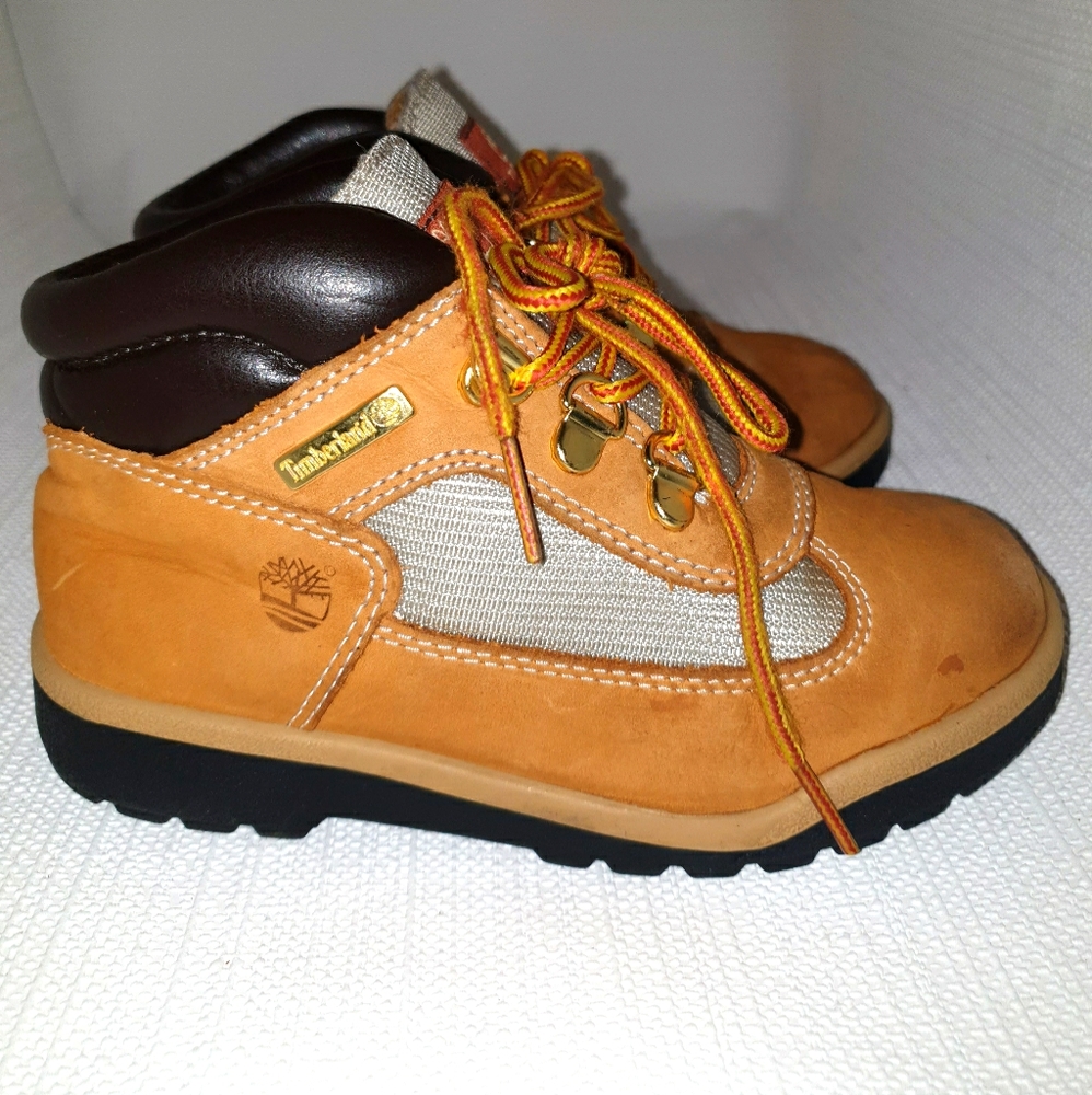 Timberland  toddler Girl boots size 12M